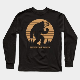 Bigfoot stole my weed Long Sleeve T-Shirt